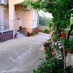 Klara Appartamento Posedarje