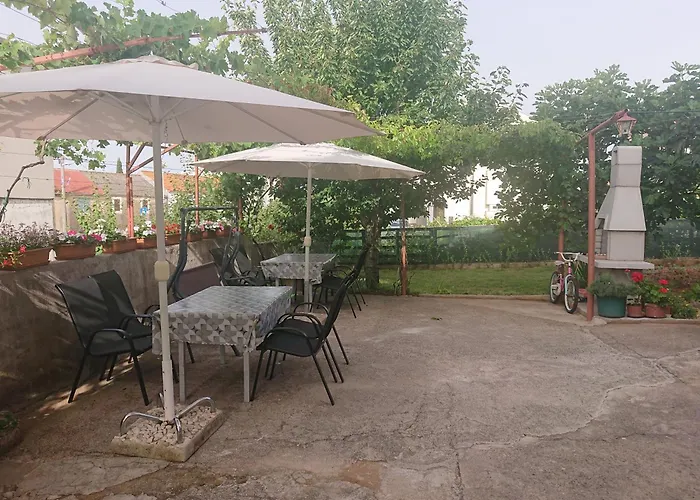 Klara Apartament Posedarje