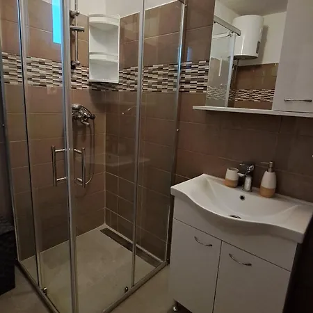 Klara Apartment Posedarje