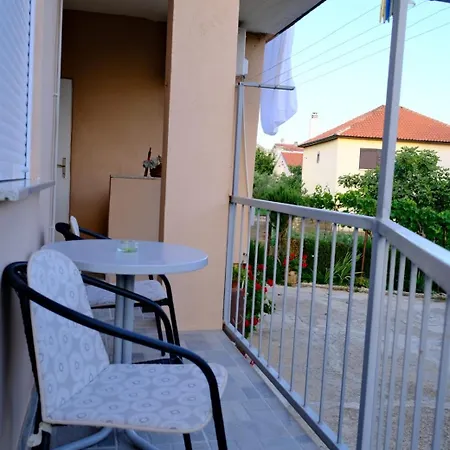Apartment Klara *