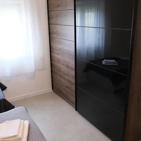 Klara Apartment